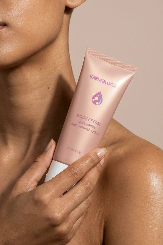 Kremologie body Cream Product photo on Shoulder